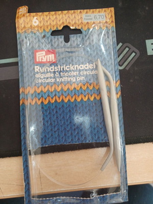 Circular knitting needle No6 like new, 40 cm
