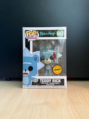 Funko Pop Teddy Rick 662 Chase like new