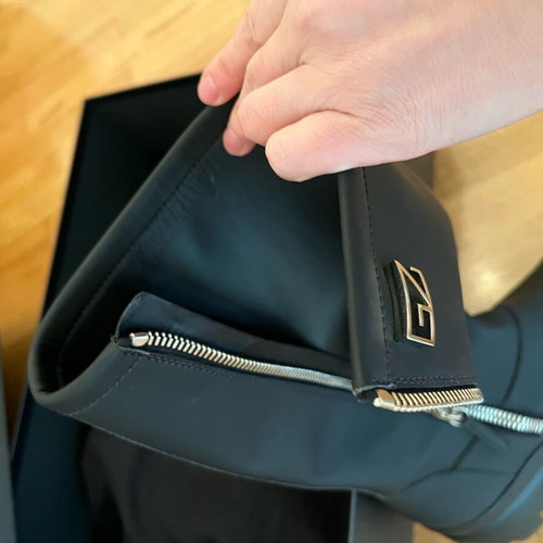 Giuseppe Zanotti boots like new, size 38.5, black