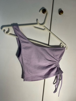 One-shoulder top like new, lilac, size M
