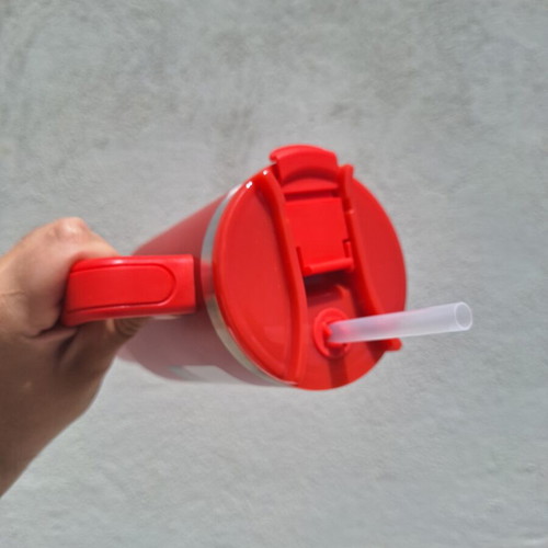 Glass 1200ml new, keeps water cool