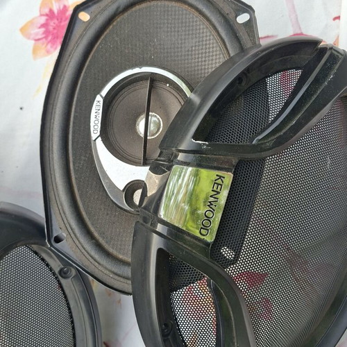 Kenwood car speakers 200W RMS like new