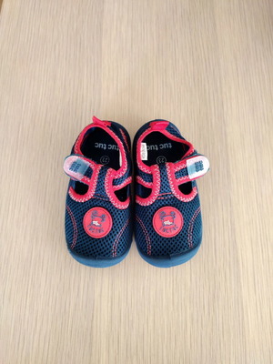 Tuc Tuc beach shoes used, size 23, blue and red