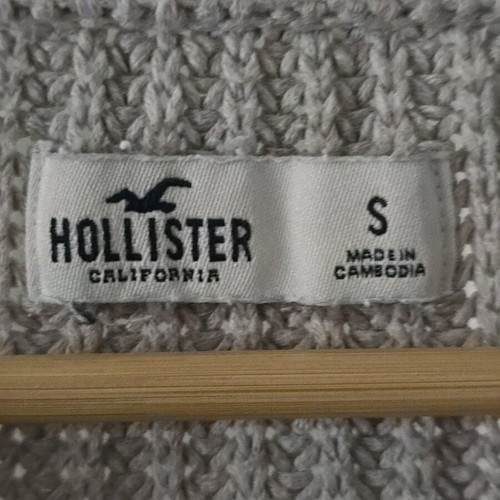 Hollister lightweight jumper used, slightly cropped, beige