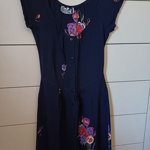 Foxylady summer dress size small like new, black multicolor