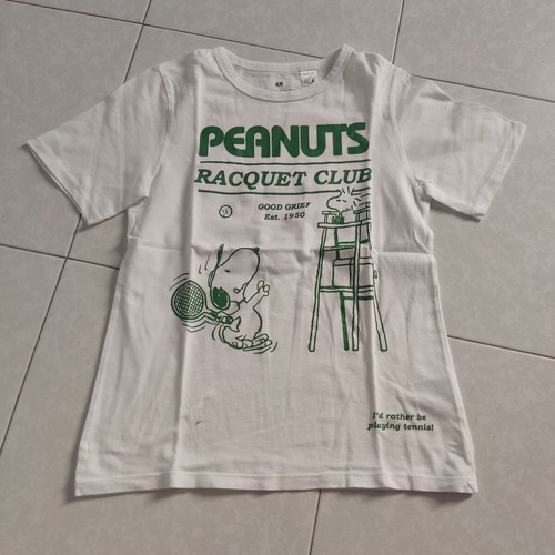 H&M Snoopy Peanuts set like new, shirt size 6-8 and shorts 7-8