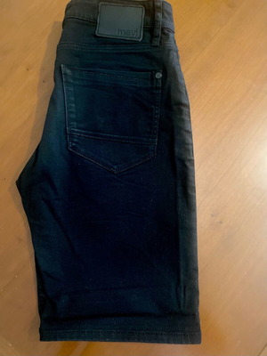 Jean men's black bermuda shorts Mavi like new, size M