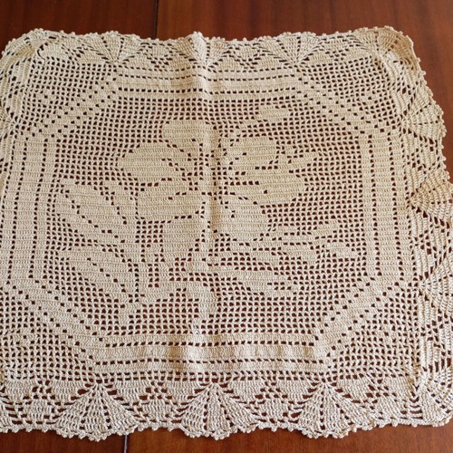 Handmade knitted beige pillow new, size 0.46x0.40
