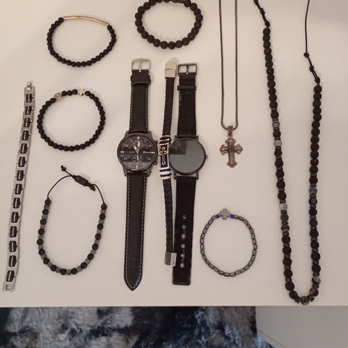 Men's jewelry set like new, black and silver