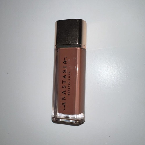 Anastasia Beverly Hills Lip Velvet Parchment like new
