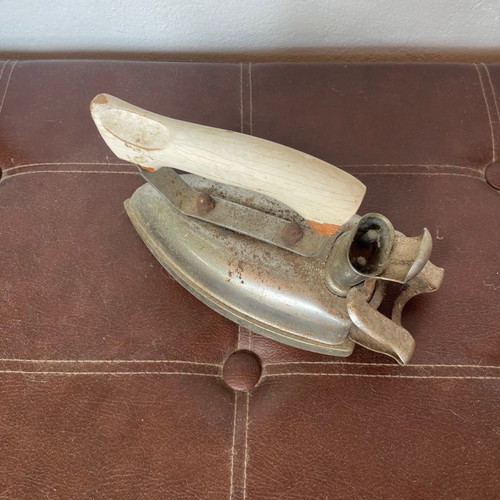 Vintage electric irons used, set of 3 pieces
