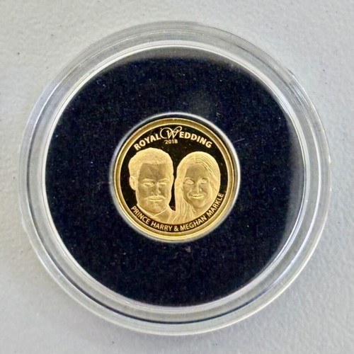 Cook Islands 5 Dollars Gold Coin 999 Elizabeth II Royal Wedding Harry and Meghan new