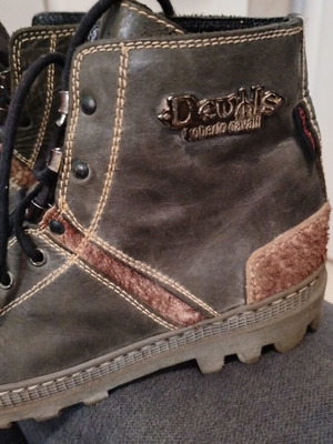 Roberto Cavalli boots limited edition 100% leather size 37 like new