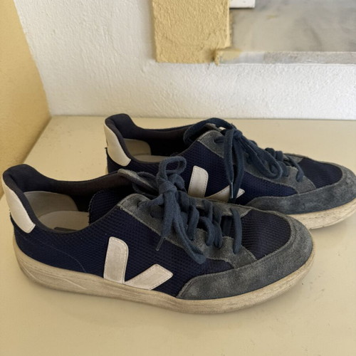 Veja V12 sneakers used, size 44, blue
