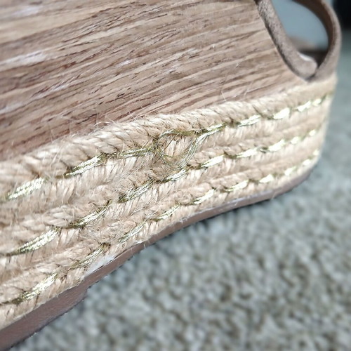Migato women's sandals like new, beige espadrille platform size 38
