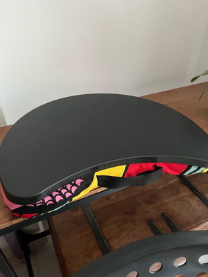 Laptop stand like new IKEA with cushion and stable surface
