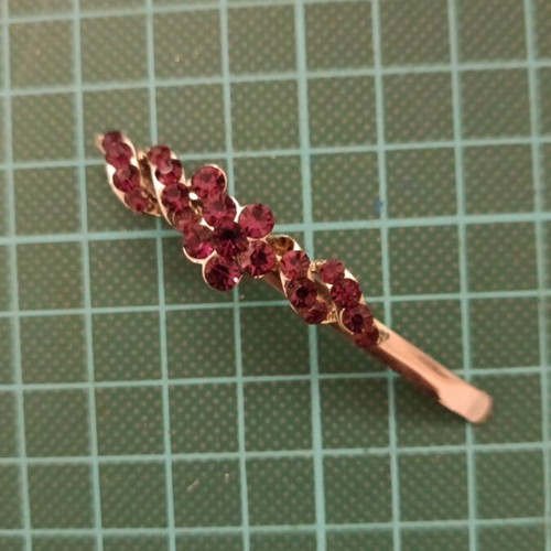Hair Clip with Purple Rhinestones like new