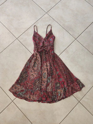 Boho dress with ethnic pattern like new, size M, red multicolor