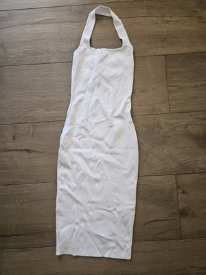 Φόρεμα Guess λευκό, ελαστικό, σαν καινούργιο, αυθεντικό