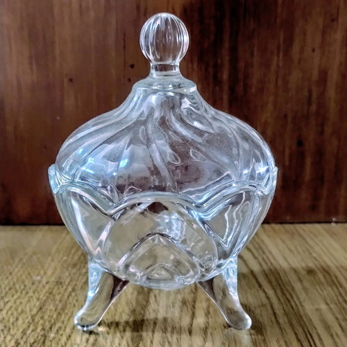 Small carved glass fondant dish with legs and lid