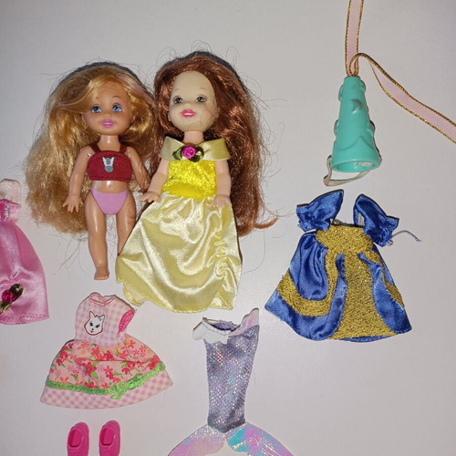 Kelly dolls lot used with clothes, shoes and accessories