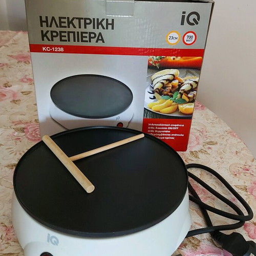 Electric crepe maker 23cm 700 watt new
