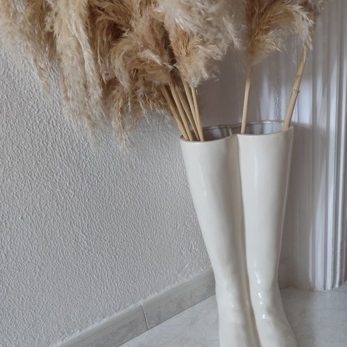 Decorative boots umbrella stand, off-white