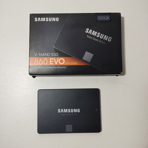 Samsung 860 Evo SSD 500GB 2.5" solid state drive like new