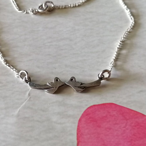 Silver 925 necklace with lovebirds and figaro chain new