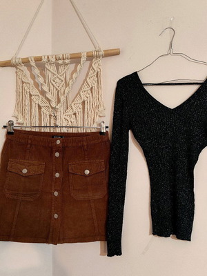 Stradivarius women's set with corduroy skirt and glitter blouse like new