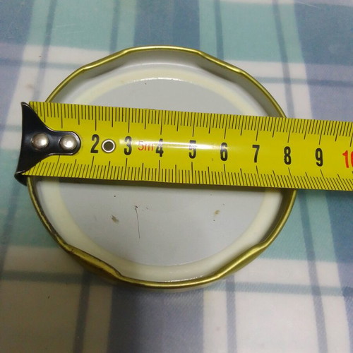 Jar lids pack of 25 for 1 kilo jars, like new, gold red white black
