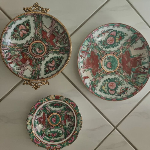 Satsuma Porcelain Set 4 pieces Famille Rose