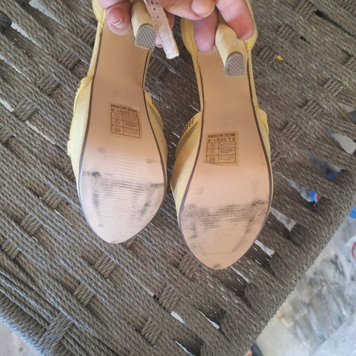 Tulipano yellow pumps like new size 39 with rhinestones
