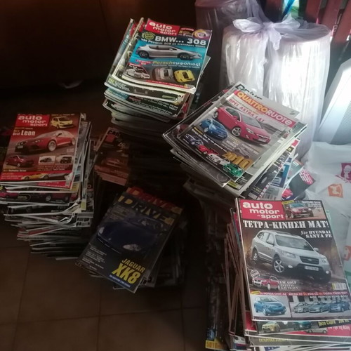 Car magazines collection like new, 1986-2023, approx. 500 issues