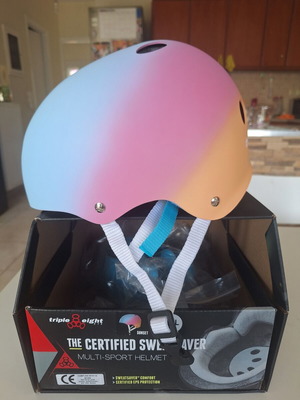 Triple Eight Certified Sweatsaver Helmet Sunset L/XL like new