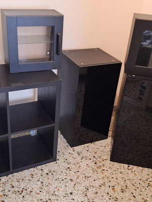 Furniture set like new with two display cabinets and four wall units