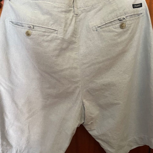 Chaps men's shorts size 33 like new, turquoise linen texture