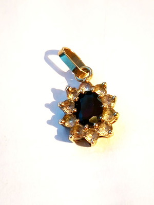 Gold pendant 14k, handmade, 2 cm