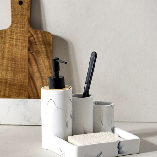 Ceramic bathroom set 4 in 1 with marble look, unused