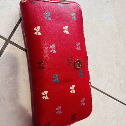 Carpisa wallet used, red