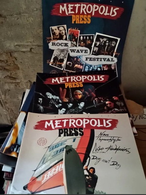 Metropolis Press collectible magazines pack of 16, like new