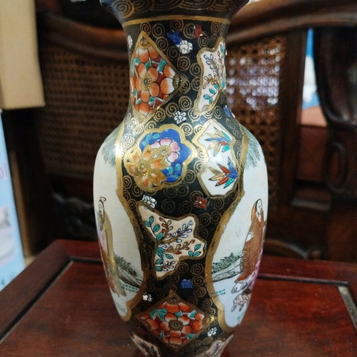 Satsuma vase used, hand painted, height 21cm