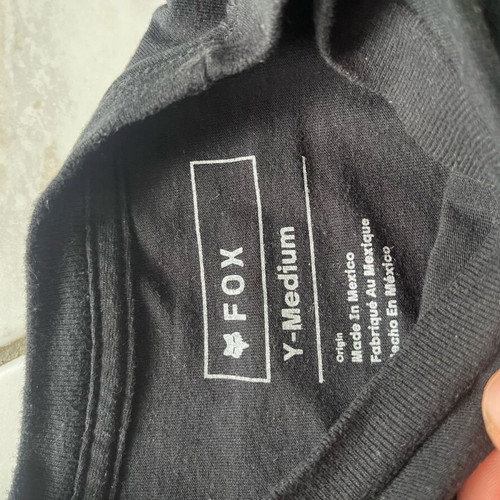 Fox T-shirt black cotton youth M like new