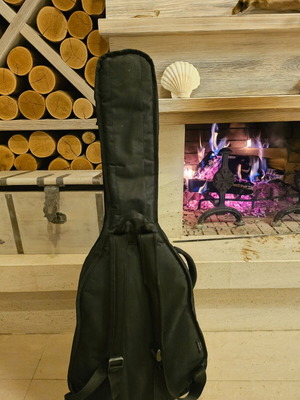 Guitar like new