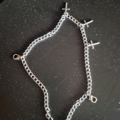 Wallet Chain with 3 Crosses 30cm like new metal