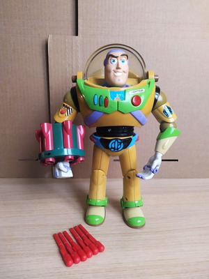 Buzz Lightyear figure 30 cm used with voice and launching missiles