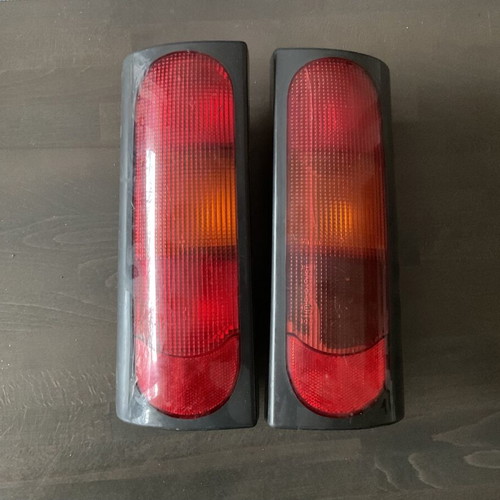 Renault Express Extra Rapid rear left and right lights used
