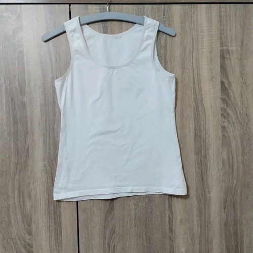 Cotton sleeveless top size M like new, white