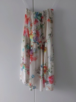 Zara sleeveless dress colorful floral in good condition