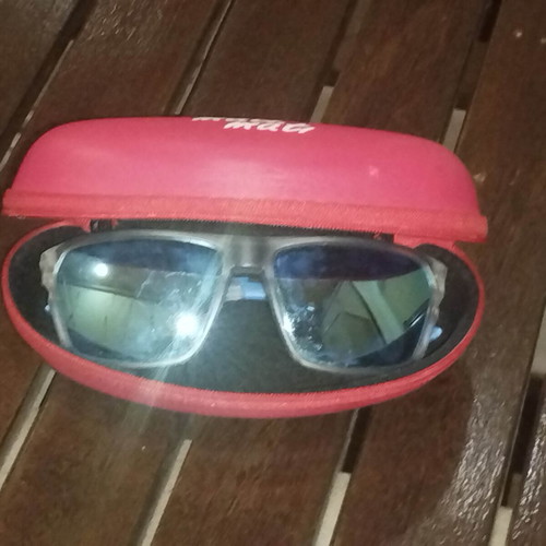 Mirror sunglasses like new